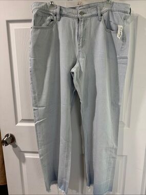 Old Navy Light Wash Relaxed Women’s  Jeans